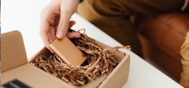 Ekologiczne opakowania do wysyłki – jak dbać o planetę przy sprzedaży online?